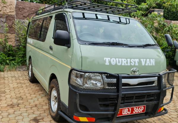 4 X 4 Tour Minibus